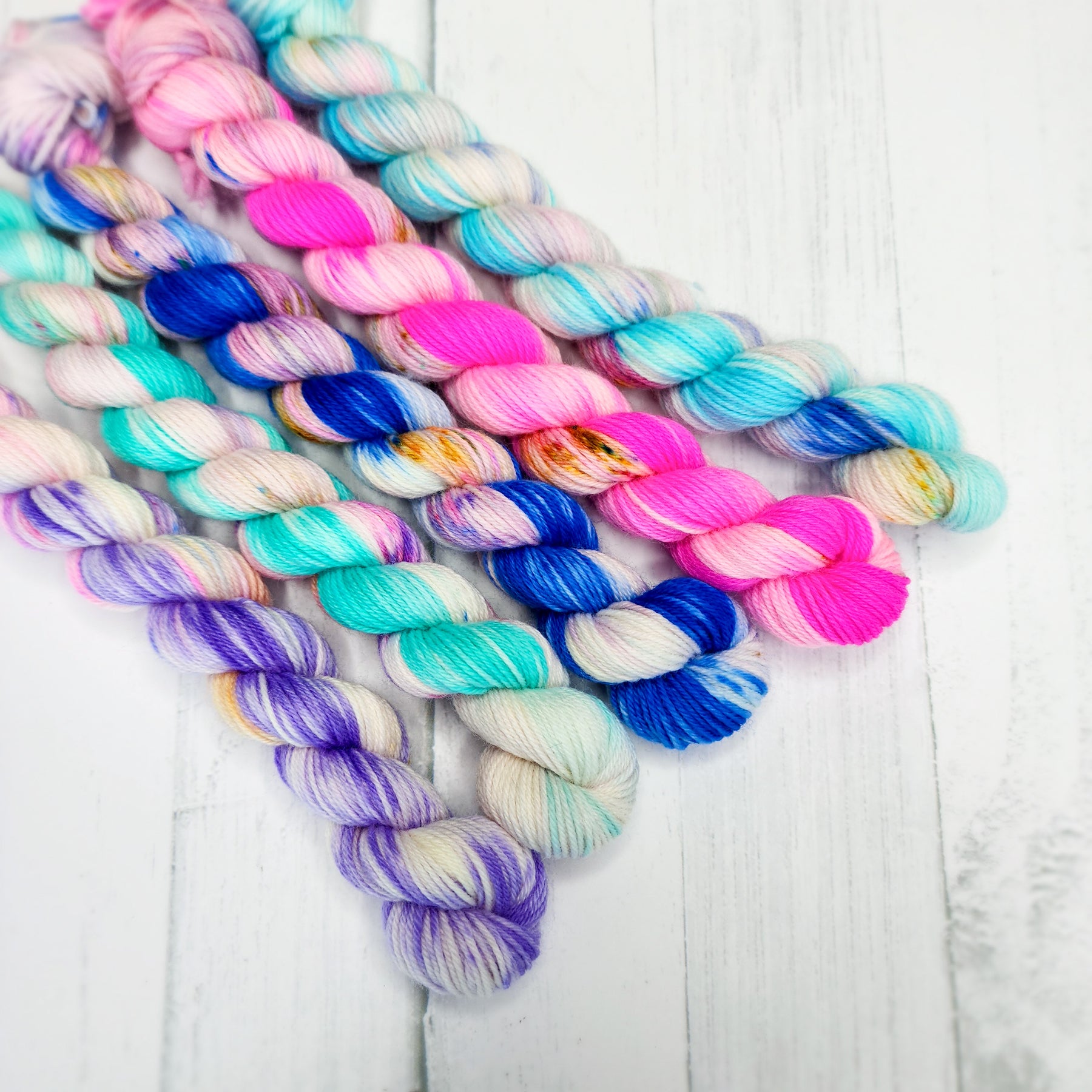 4 ply yarn RAINBOWS + SPRINKLES